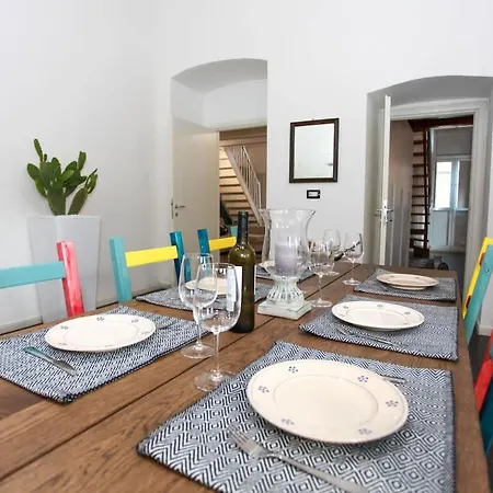 Apartmán Charming Flat At Santa Teresa Old Town
