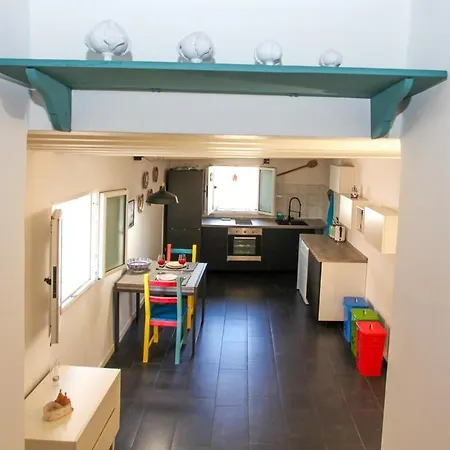 Charming Flat At Santa Teresa Old Town Apartmán *