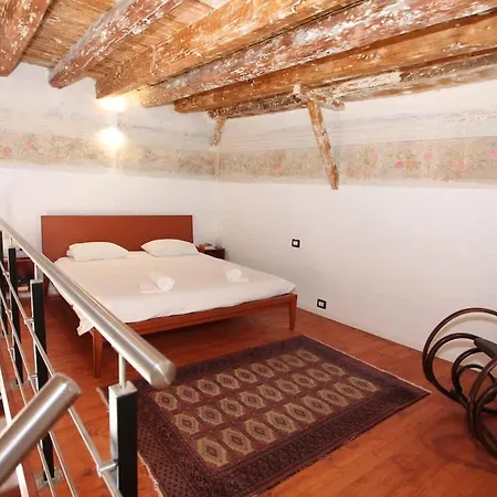 Charming Flat At Santa Teresa Old Town 巴里